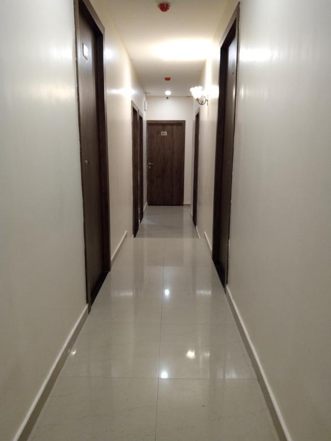 Hotel Ocean Suites Βομβάη Εξωτερικό φωτογραφία