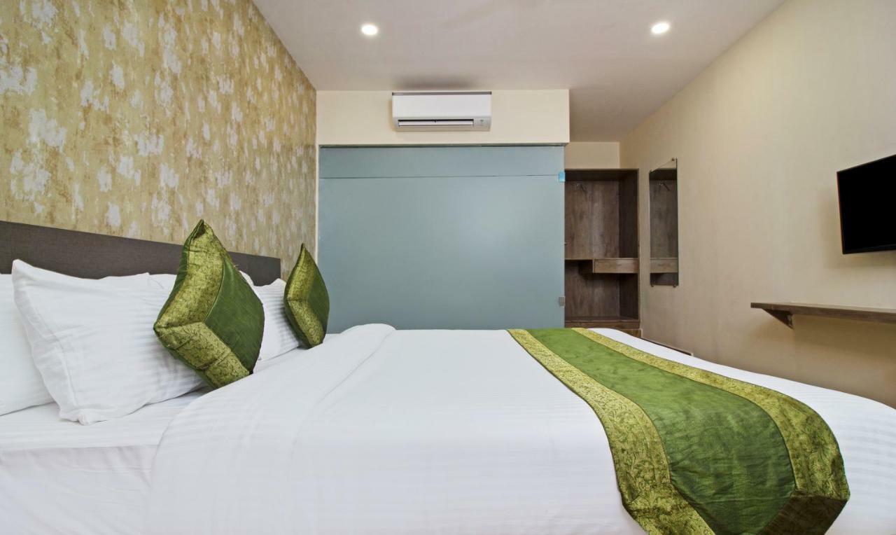 Hotel Ocean Suites Βομβάη Εξωτερικό φωτογραφία
