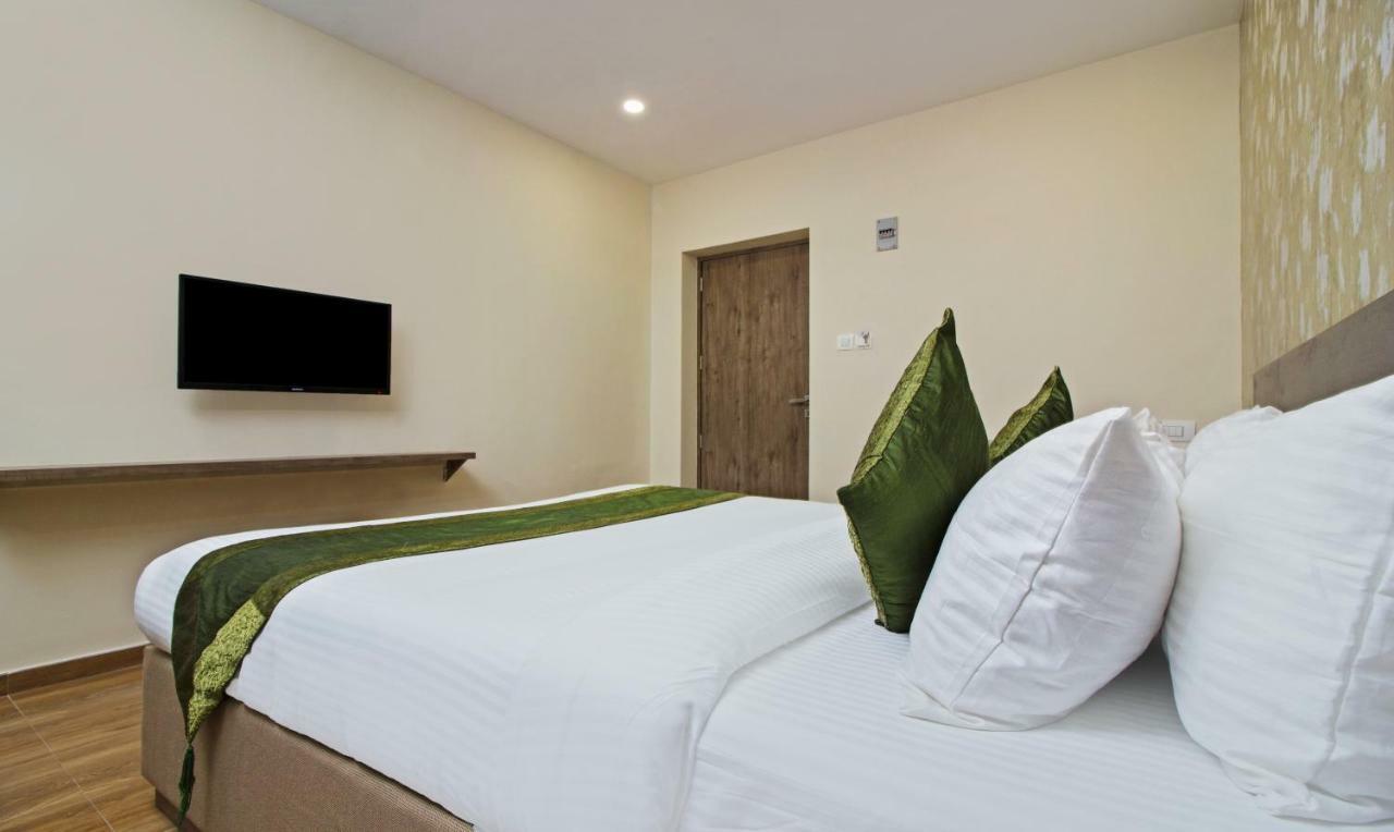 Hotel Ocean Suites Βομβάη Εξωτερικό φωτογραφία
