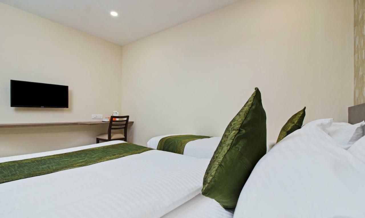 Hotel Ocean Suites Βομβάη Εξωτερικό φωτογραφία