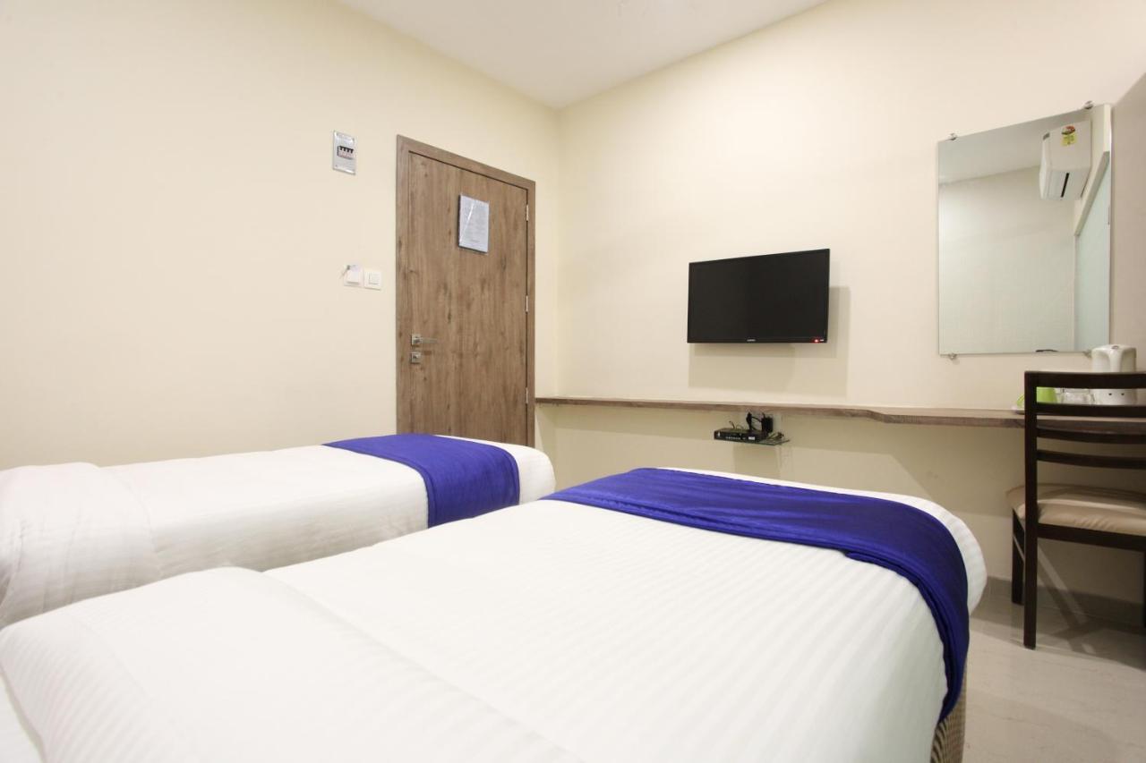 Hotel Ocean Suites Βομβάη Εξωτερικό φωτογραφία