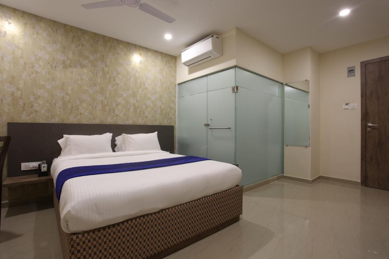 Hotel Ocean Suites Βομβάη Εξωτερικό φωτογραφία