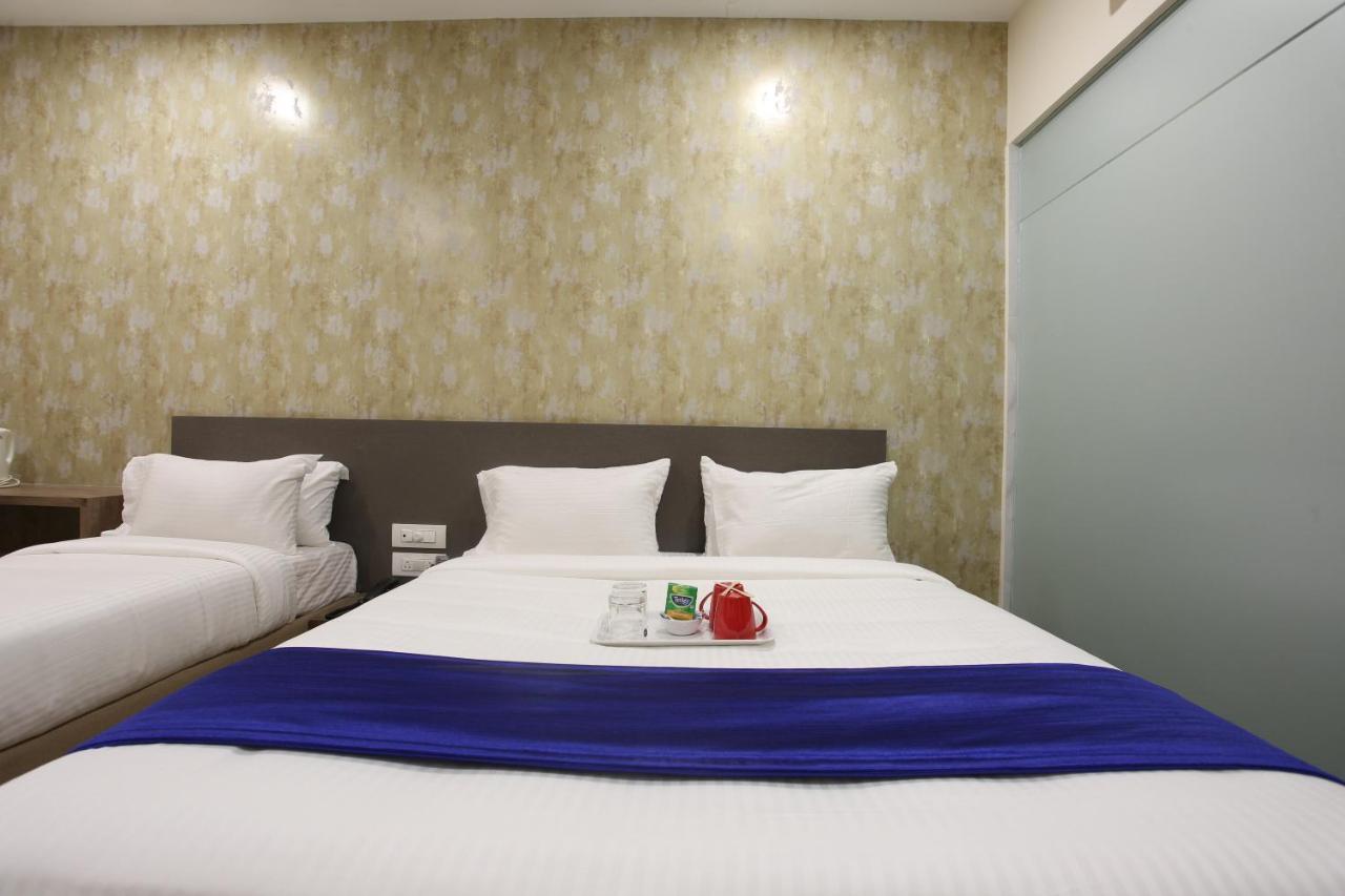Hotel Ocean Suites Βομβάη Εξωτερικό φωτογραφία