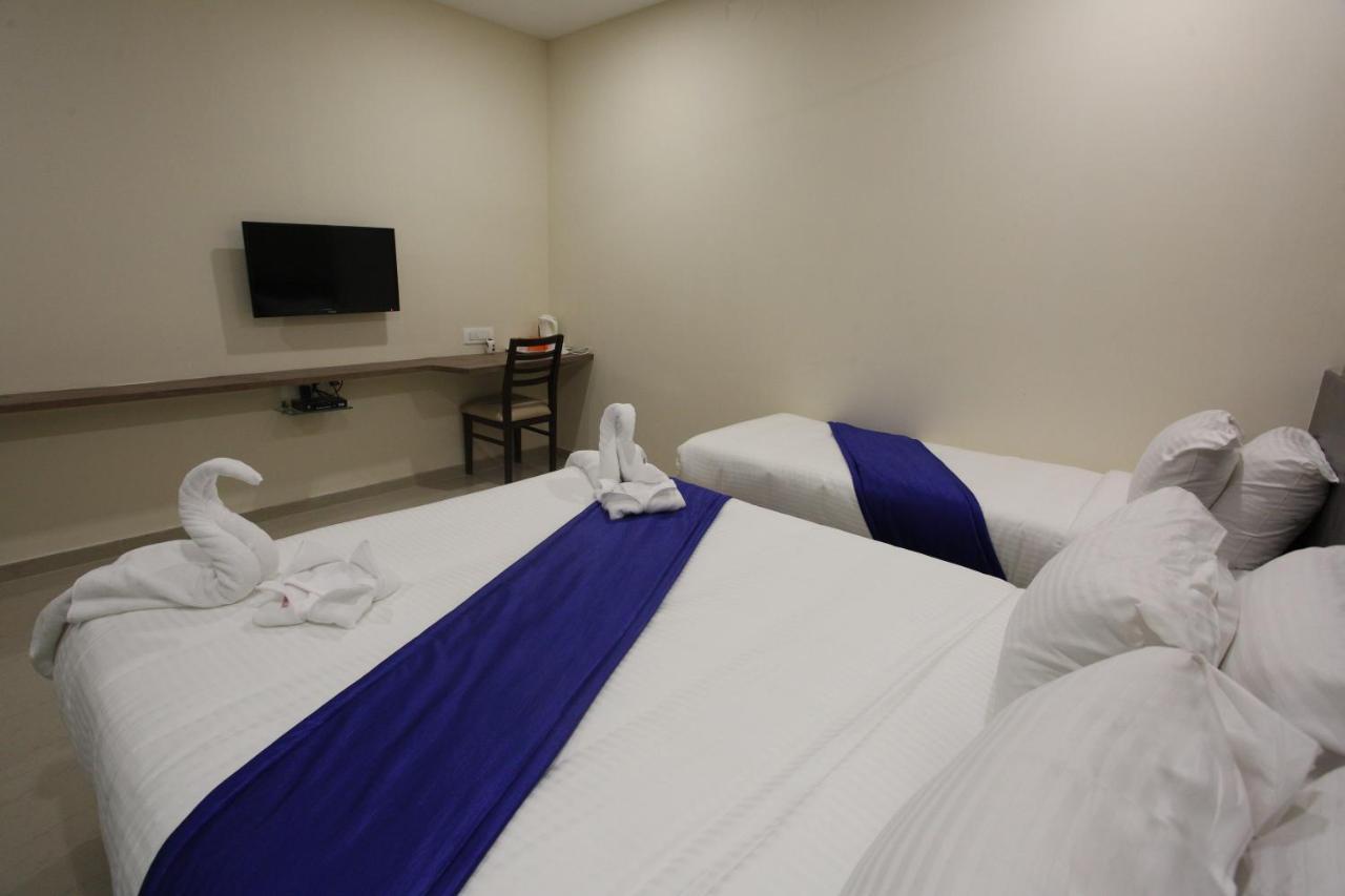 Hotel Ocean Suites Βομβάη Εξωτερικό φωτογραφία
