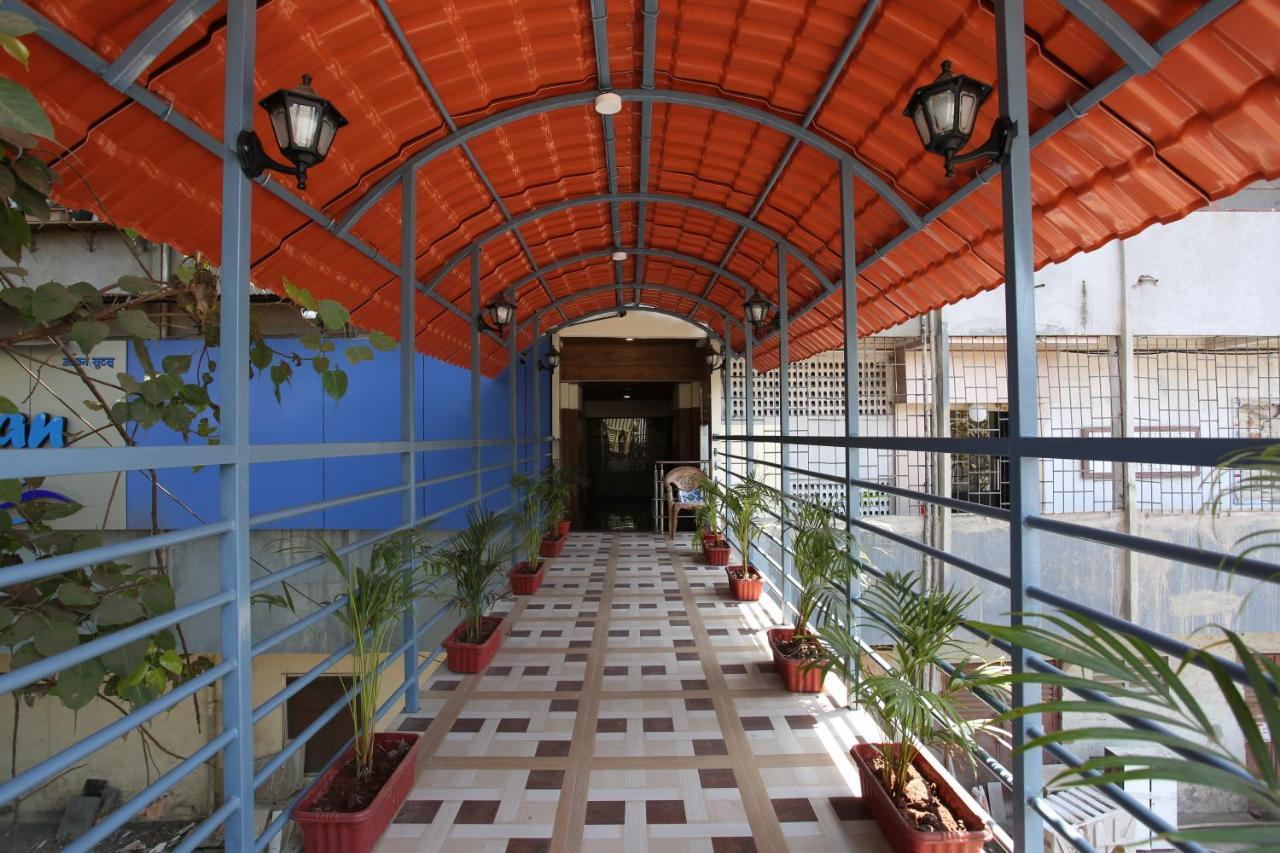 Hotel Ocean Suites Βομβάη Εξωτερικό φωτογραφία